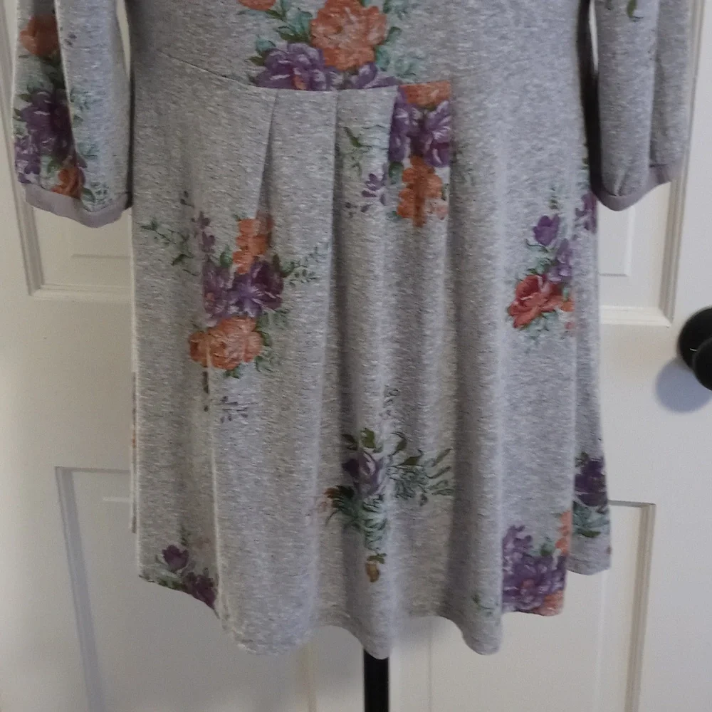 🌸Anthropologie🌸 - Gray Floral Open Front S/S Cardigan Sweater